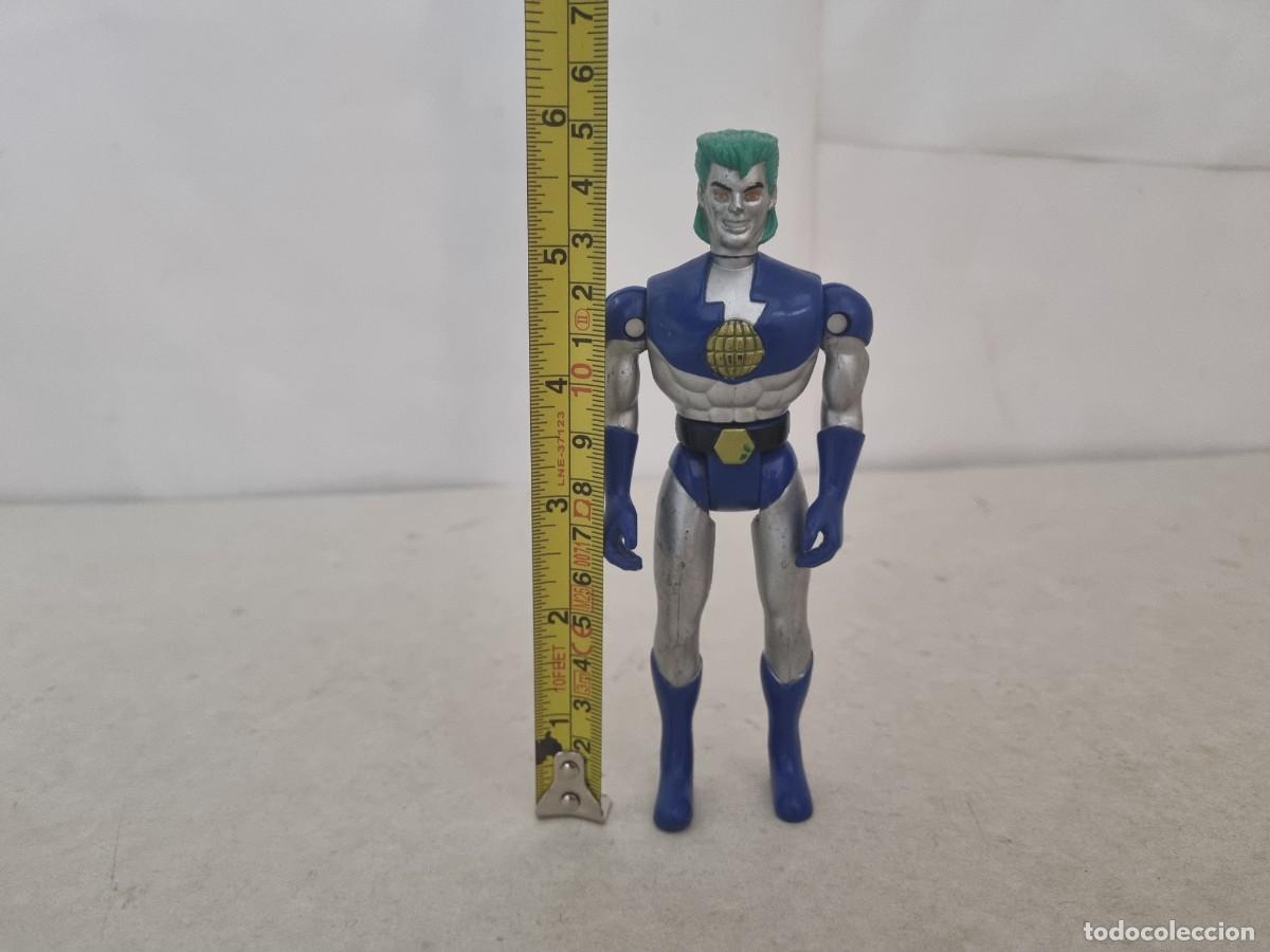 Figuras de acci&oacute;n: Lote de 2 figuras Capit&aacute;n Planeta versi&oacute;n tornado y Doctora Blight - Foto 4