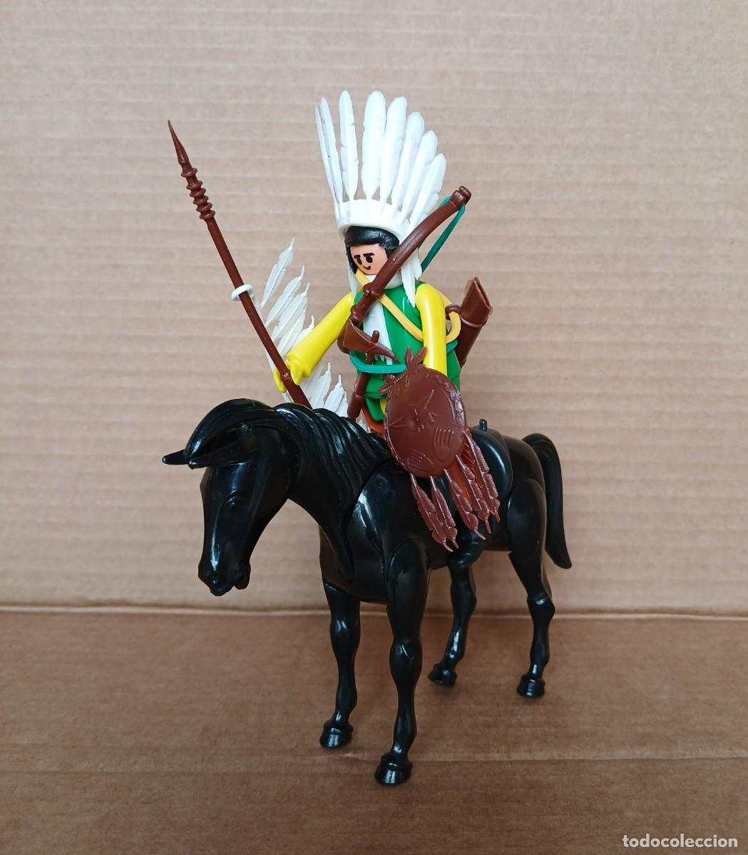Figuras de acci&oacute;n: Play big (Playbig), Play Kit o Cefa Boys. Jefe indio con caballo completo