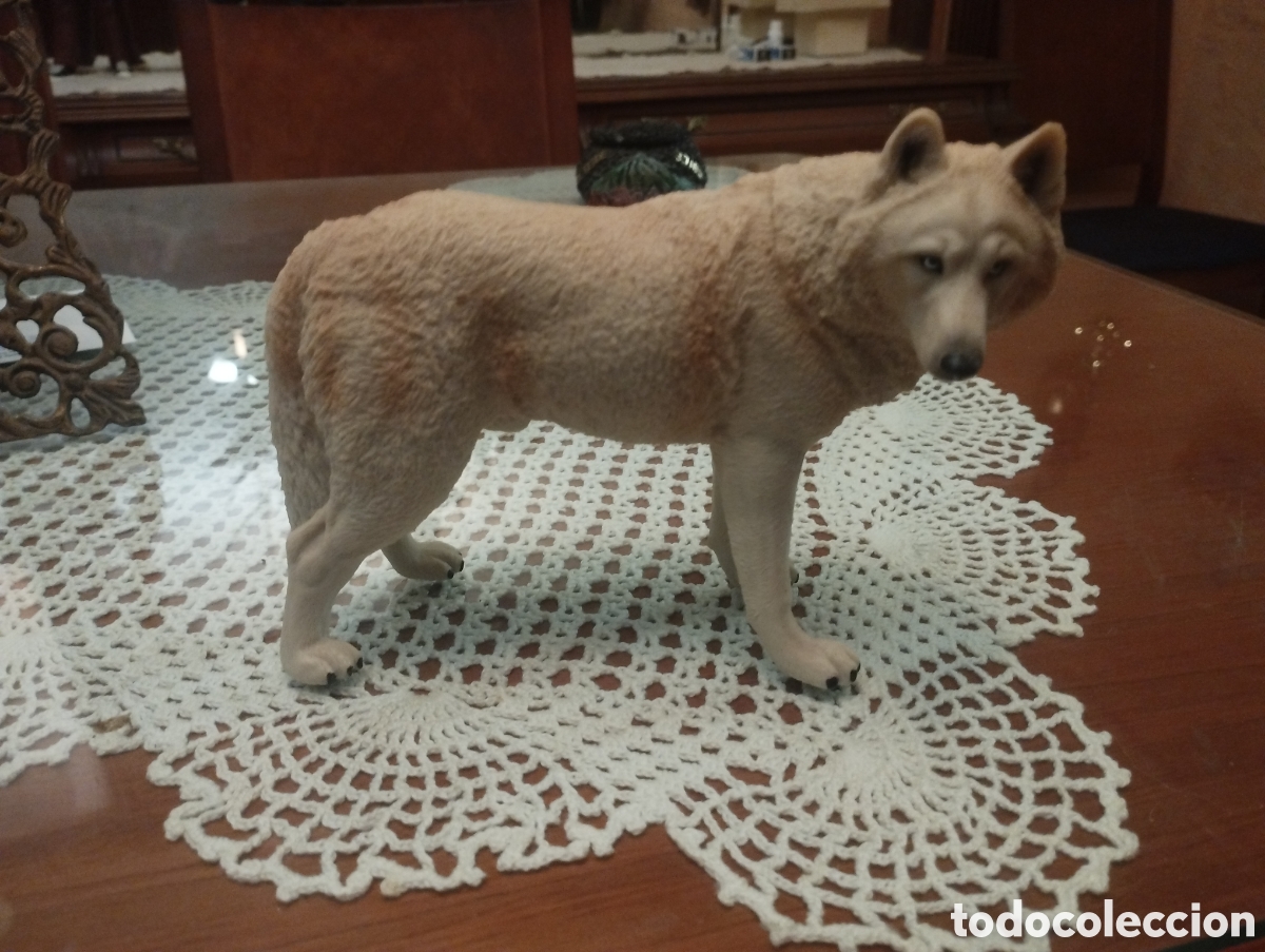 Figuras de acci&oacute;n: Lobo blanco figura decoraci&oacute;n