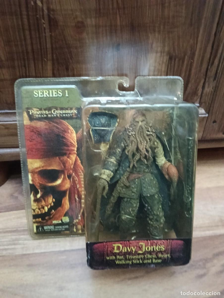 Figuras de acci&oacute;n: Figura Davy Jones series 1 piratas del caribe neca 18 cm
