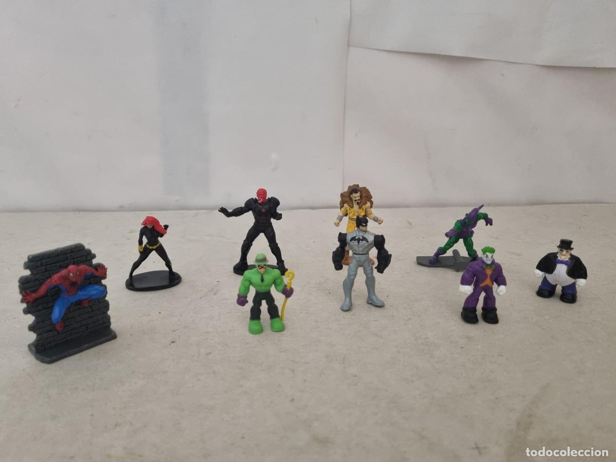 Figuras de acci&oacute;n: Lote de 9 figuras S&uacute;per Heroes