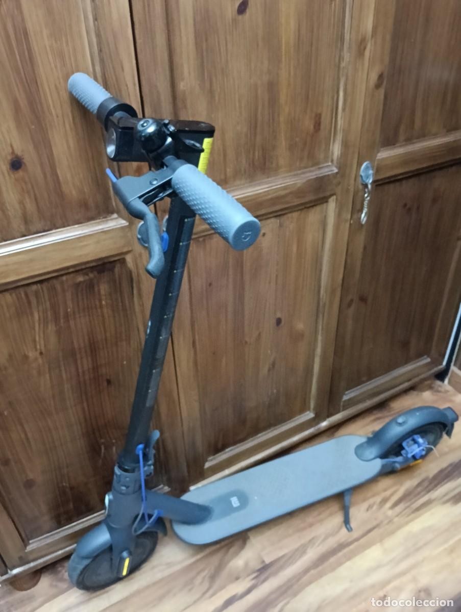 Figuras de acci&oacute;n: Patinete el&eacute;ctrico Xiaomi Mi Electric Scooter 3
