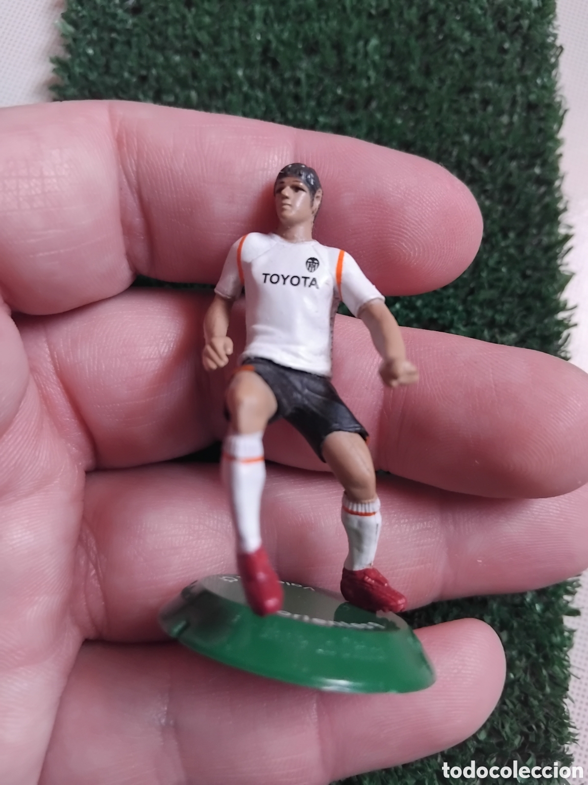 Figuras de acci&oacute;n: Gr Figura Morientes FTCHAMPS 6cm - Foto 1