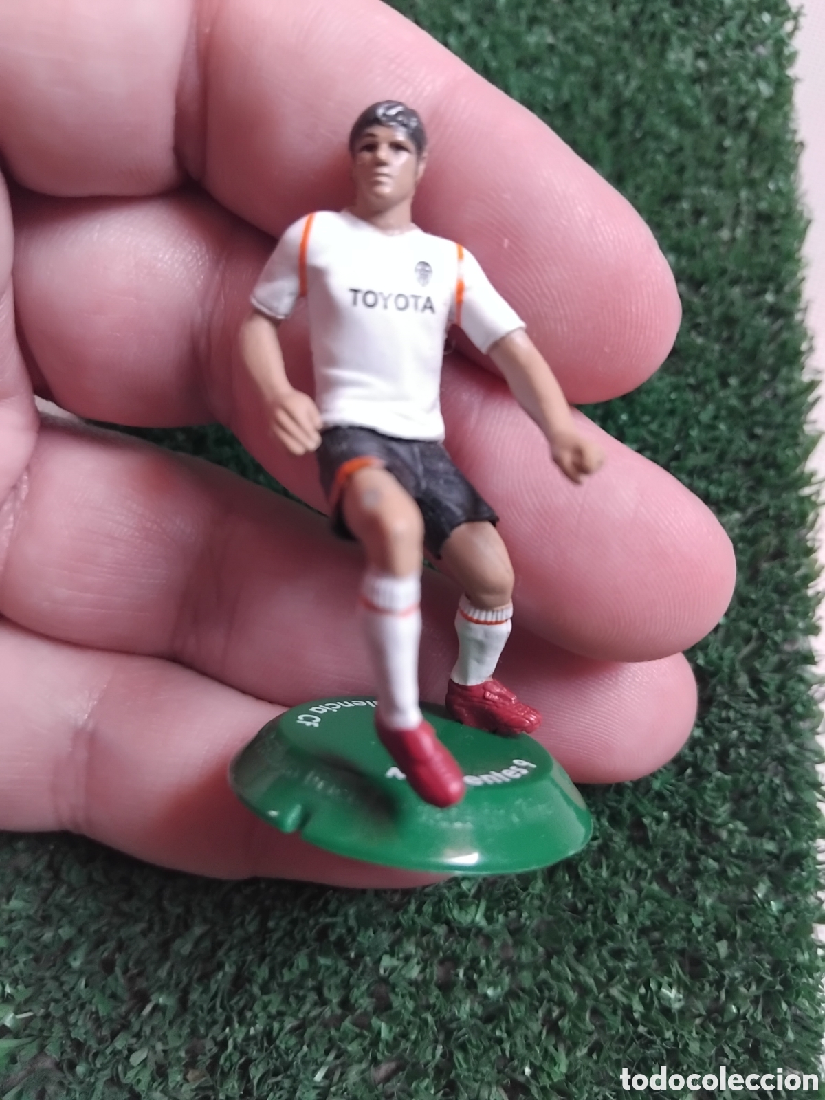 Figuras de acci&oacute;n: Gr Figura Morientes FTCHAMPS 6cm - Foto 5