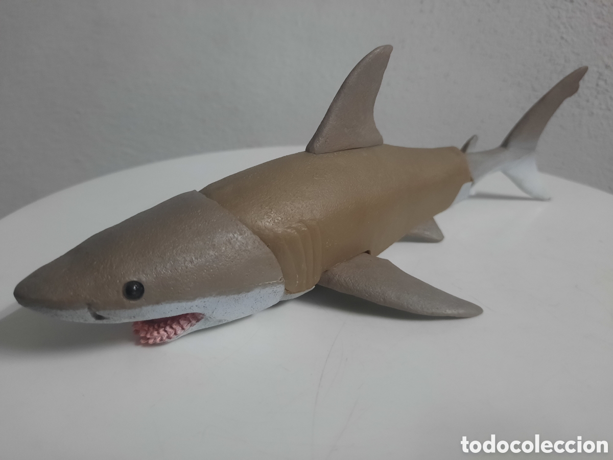 Figuras de acci&oacute;n: Figura Tibur&oacute;n Blanco Articulado