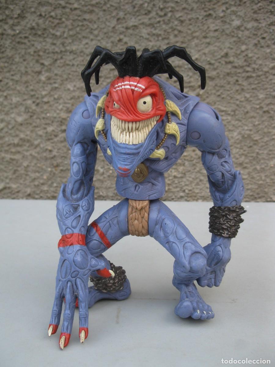Figuras de acci&oacute;n: INSANIAC - PEQUE&Ntilde;OS GUERREROS - SMALL SOLDIERS - FIGURA ARTICULADA - HASBRO.