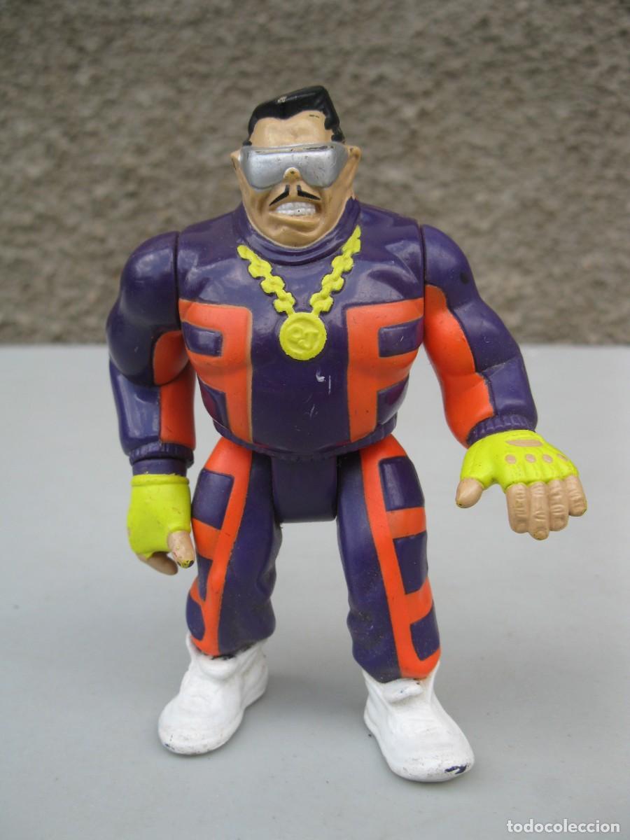 Figuras de acci&oacute;n: ODD JOB - JAMES BOND Jr. - FIGURA ARTICULADA - HASBRO.