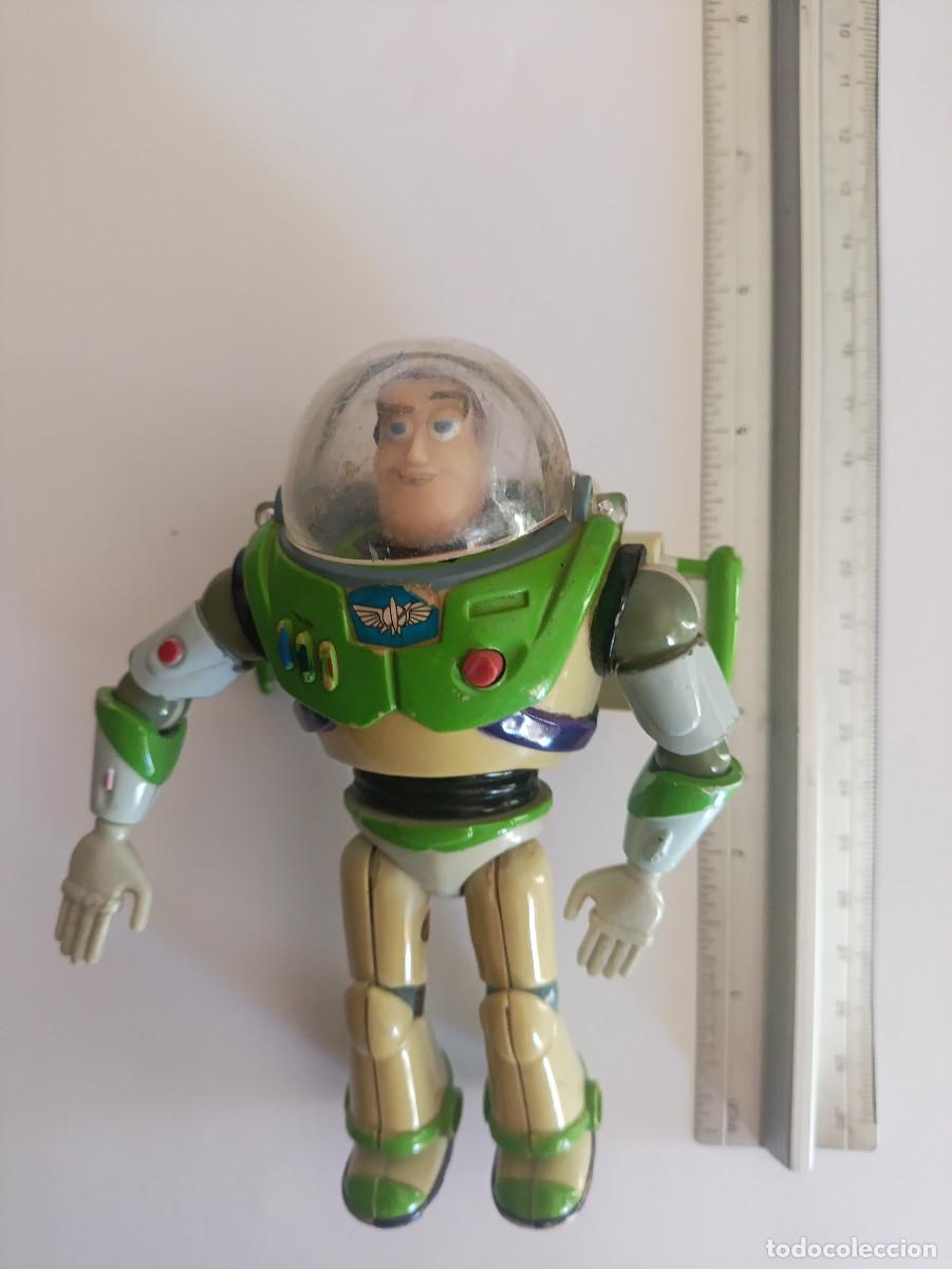 Figuras de acci&oacute;n: FIGURA TOY STORY BUZZ LIGHTYEAR DISNEY THINKWAY MUY USADO