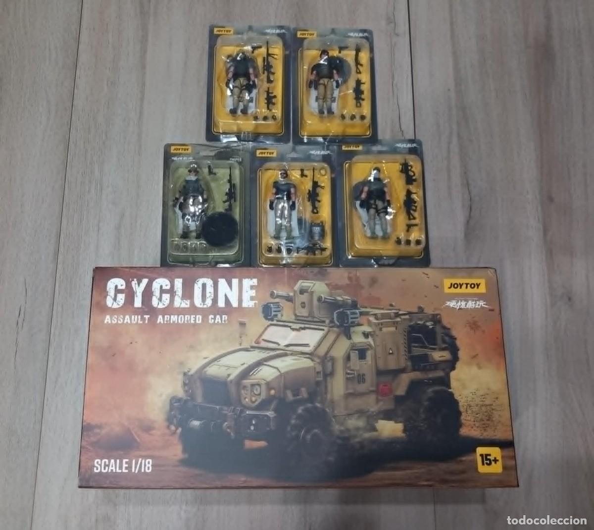 Figuras de acci&oacute;n: Cyclone. Veh&iacute;culo escala 1/18 de Joytoy con figuras.