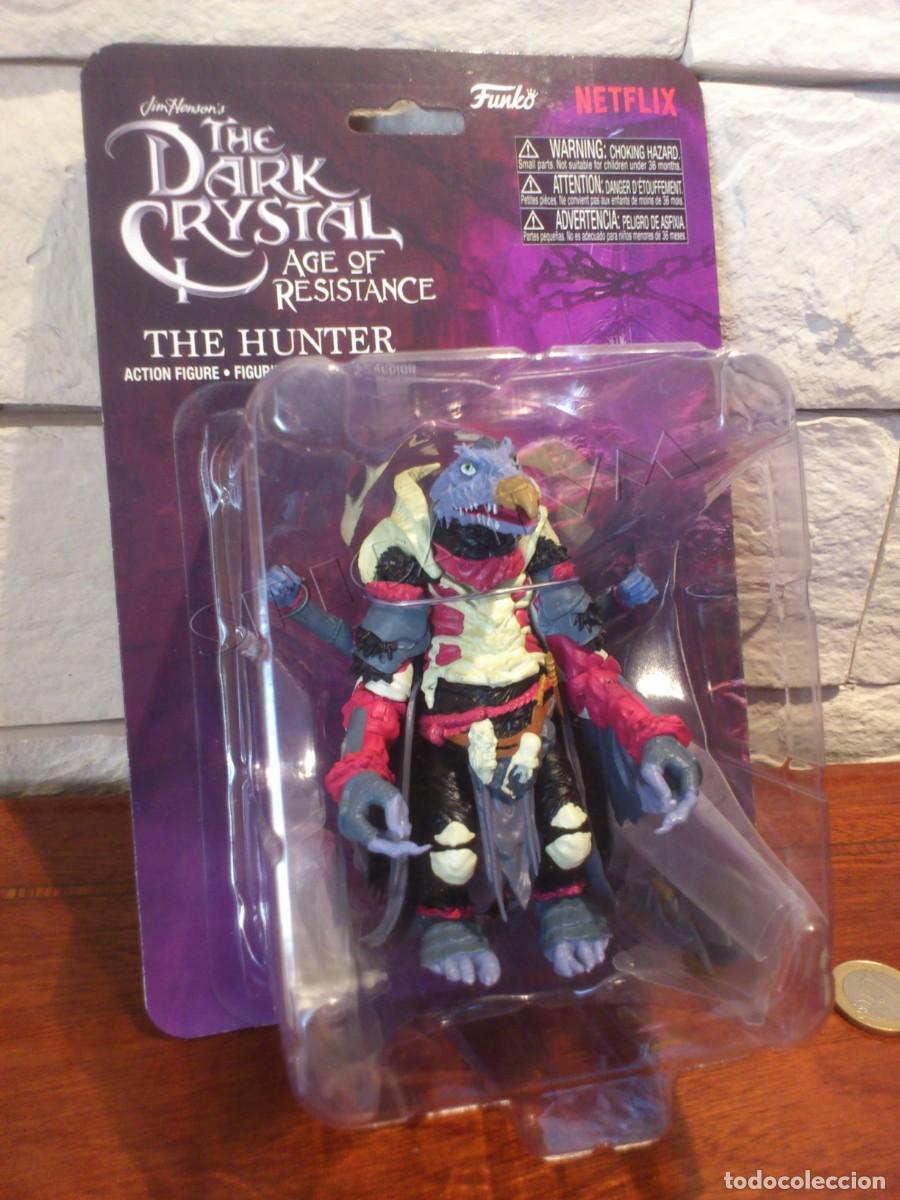 Figuras de acci&oacute;n: CRISTAL OSCURO - THE DARK CRYSTAL AGE OF RESISTANCE - THE HUNTER - JIM HENSON - FUNKO - PRECINTADO