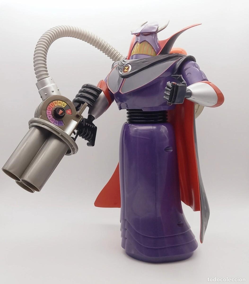 Figuras de acci&oacute;n: Action Figure Zurg Toy Story Disney Store London Limited English voice FUNCIONA gran mu&ntilde;eco