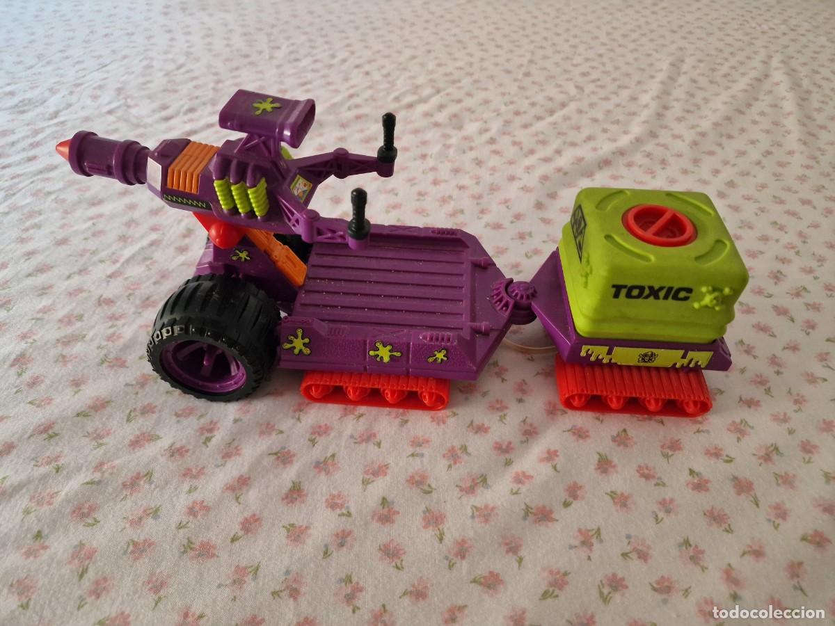 Figuras de acci&oacute;n: Lote 2772. Veh&iacute;culo lanza agua, de Capit&aacute;n Planeta