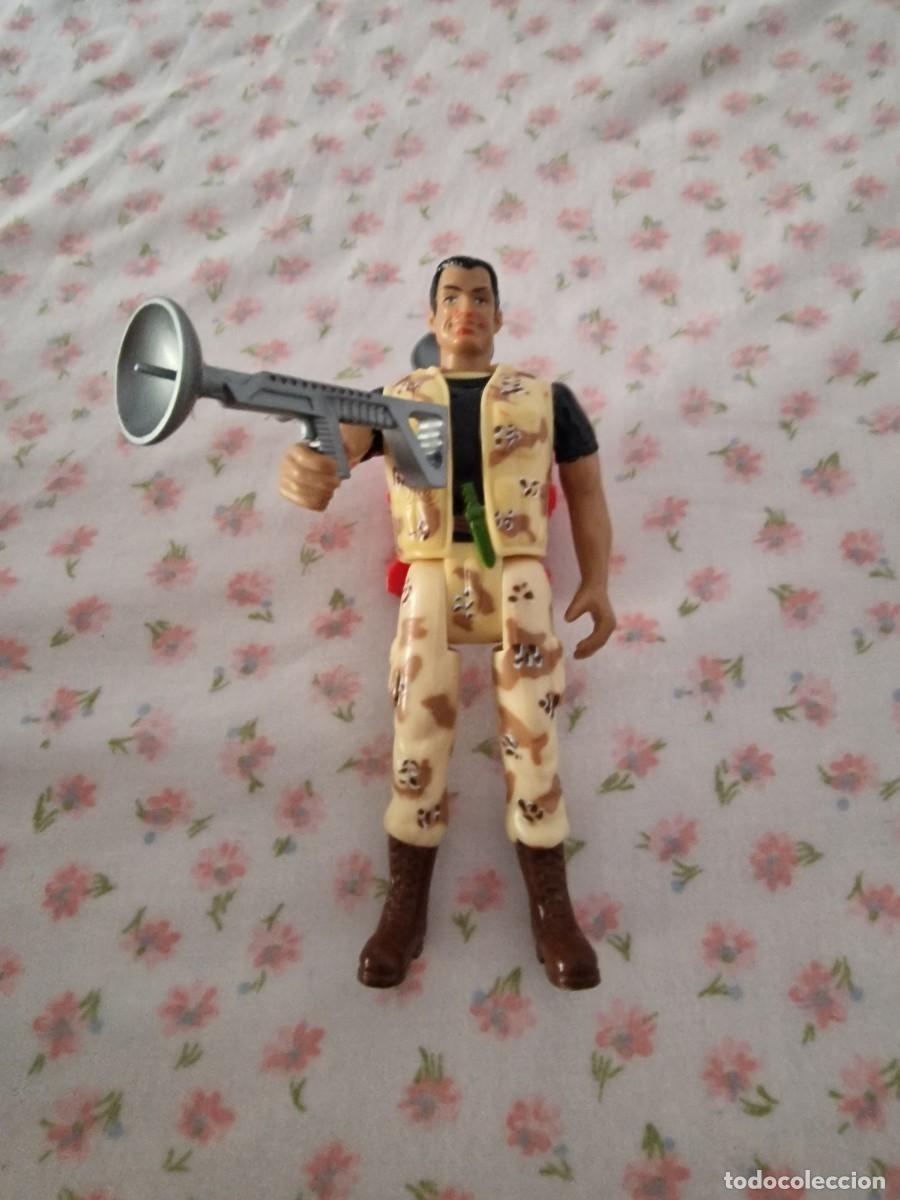 Figuras de acci&oacute;n: Lote 2779. Figura Capit&aacute;n Clash de Capit&aacute;n Planeta