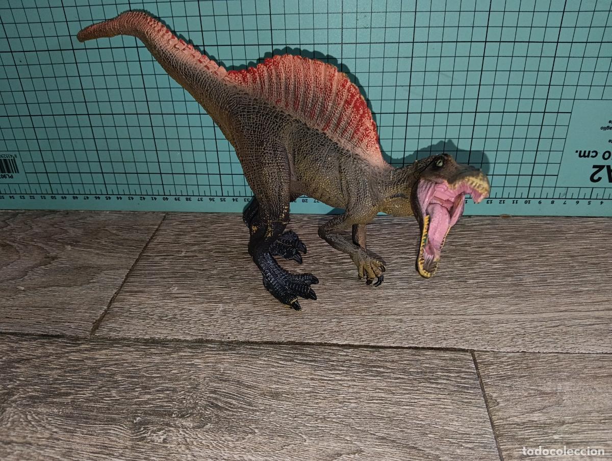 Figuras de acci&oacute;n: Figura Dinosaurio Spinosaurus con mand&iacute;bula m&oacute;vil
