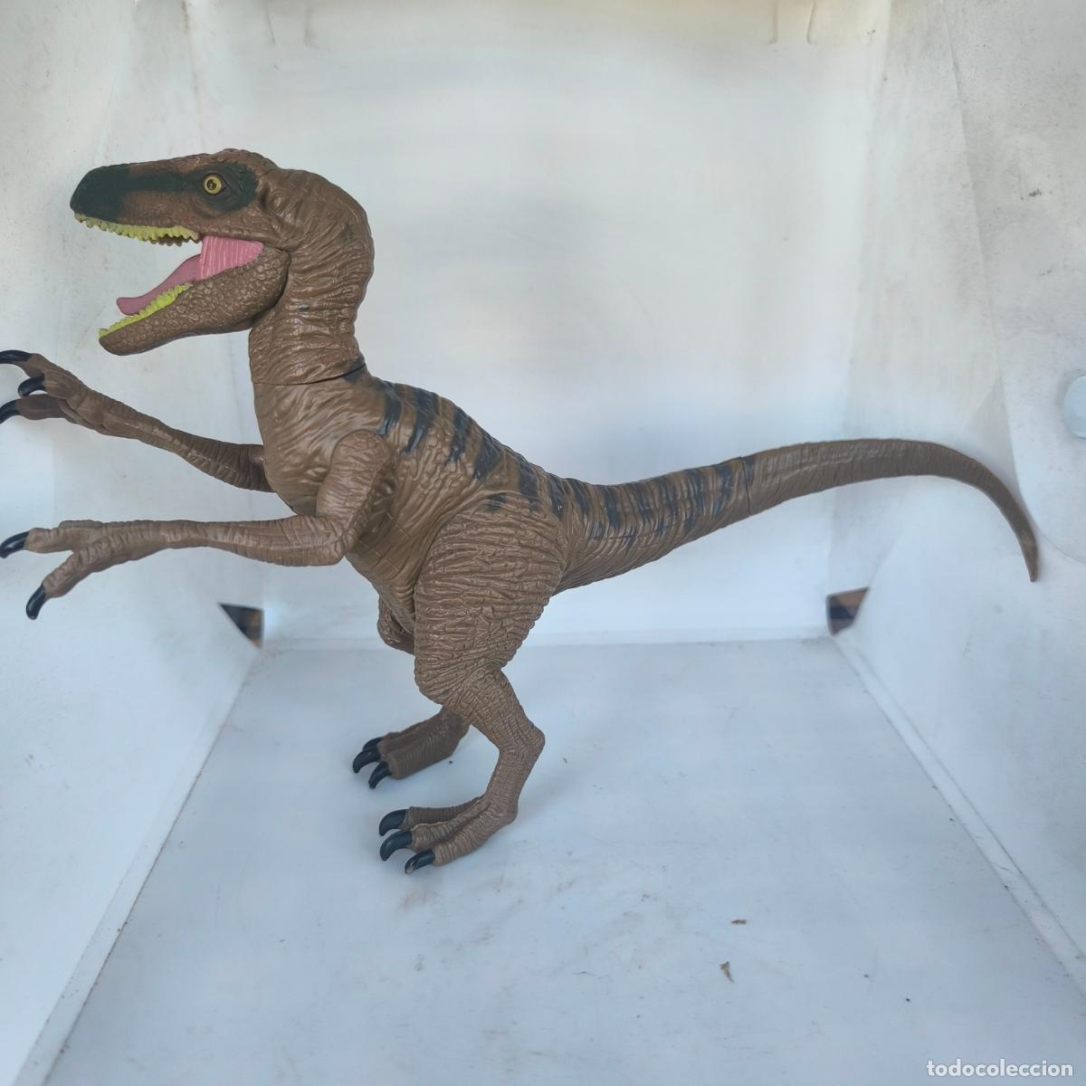 Figuras de acci&oacute;n: DINOSAURIO DELTA RAPTOR PEL&Iacute;CULA JUR&Aacute;SSIC WORLD Velociraptor HASBRO 2015