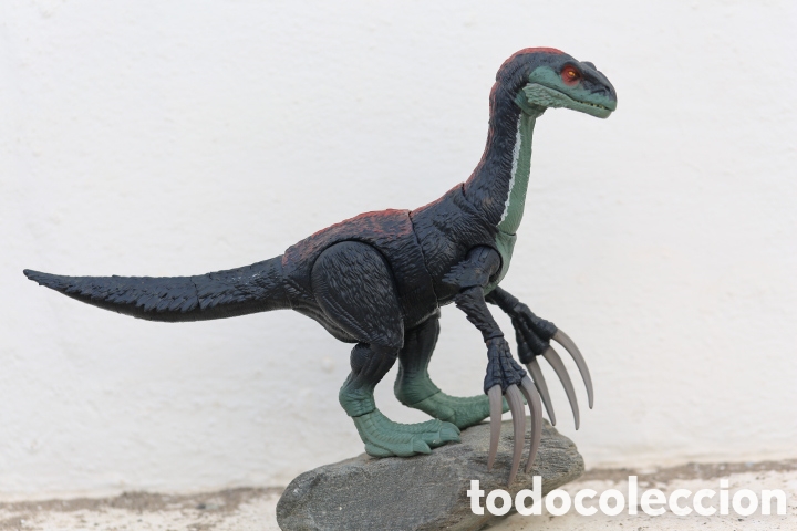 Figuras de acci&oacute;n: Figura Jurassic World THERIZINOSAURUS con sonido y movimientos autom&aacute;ticos. Mattel GWD65