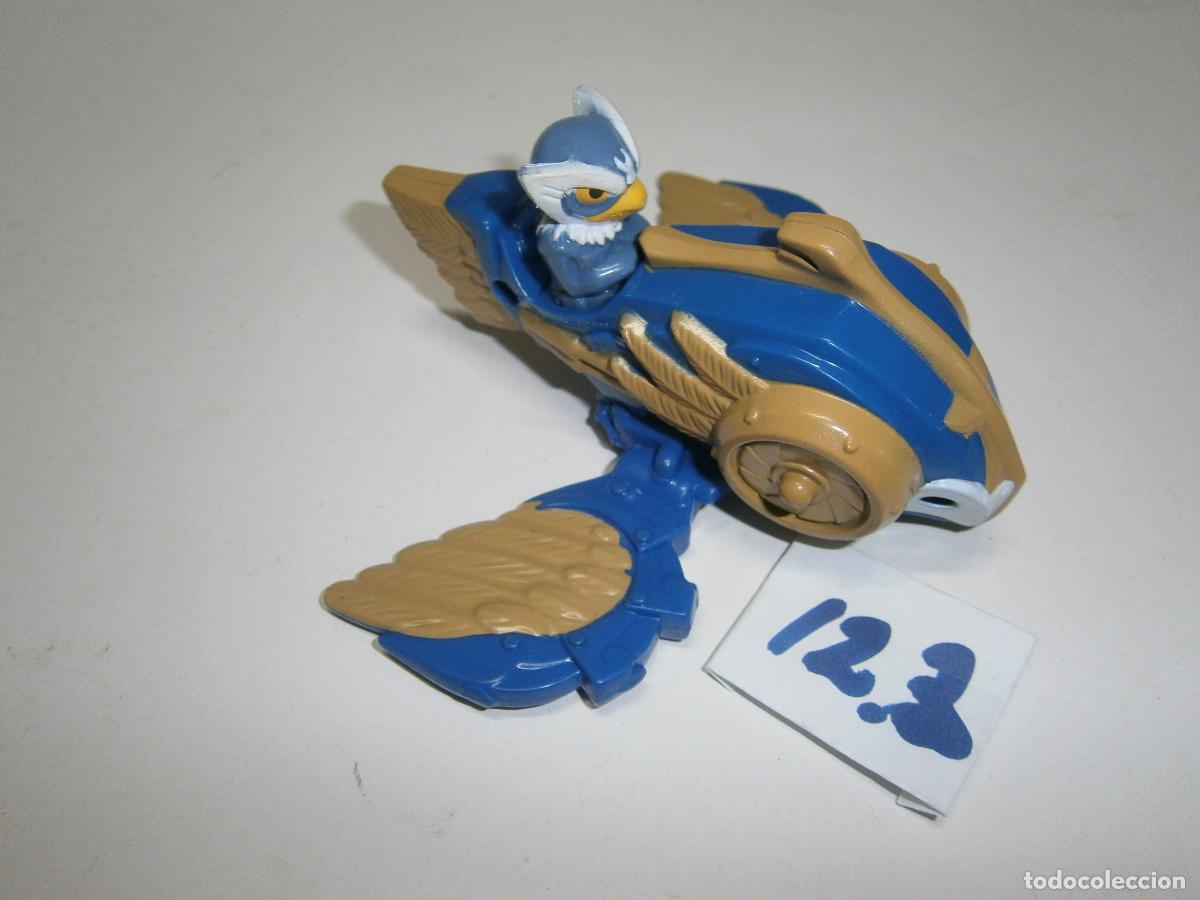 Figuras de acci&oacute;n: SKYLANDERS - JET VAC CON VEHICULO JET STREAM