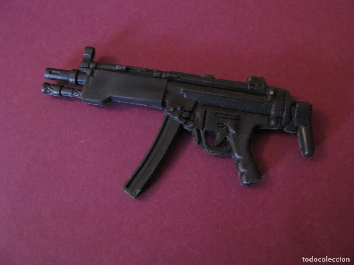Figuras de acci&oacute;n: PIEZA, ARMA DE ALGUN PERSONAJE DE ACCION.