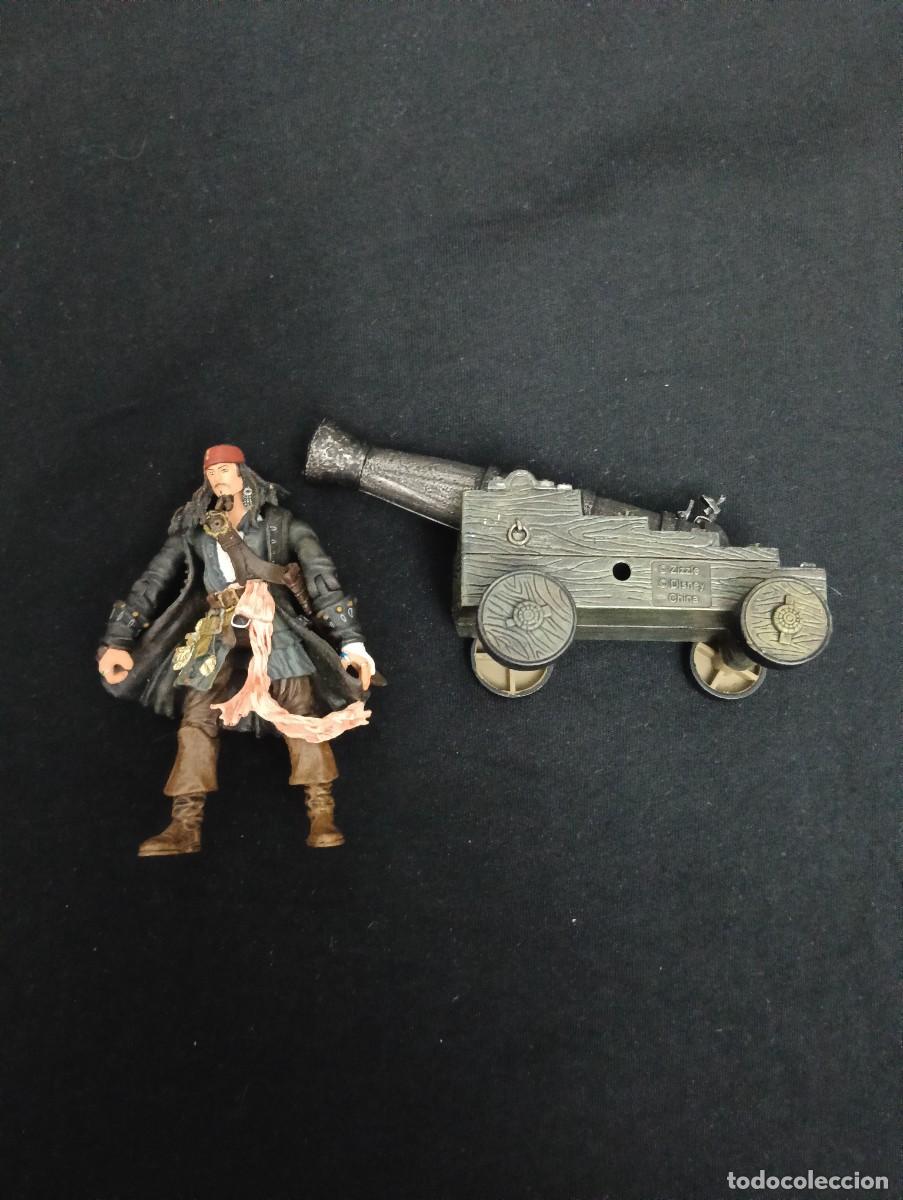 Figuras de acci&oacute;n: Figura Jack Sparrow chaqueta y ca&ntilde;&oacute;n zizzle piratas del caribe
