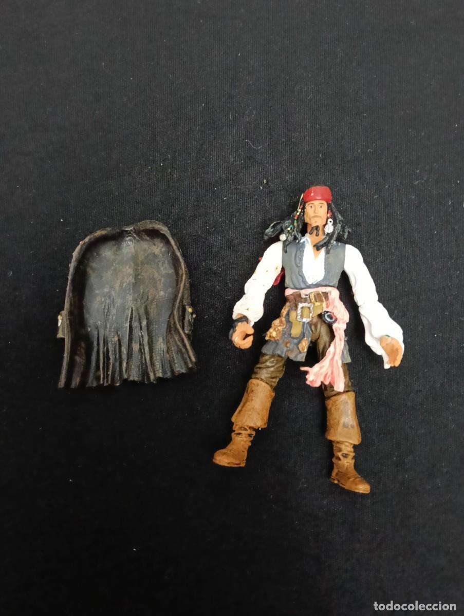 Figuras de acci&oacute;n: Figura Jack Sparrow chaqueta extraible zizzle piratas del caribe