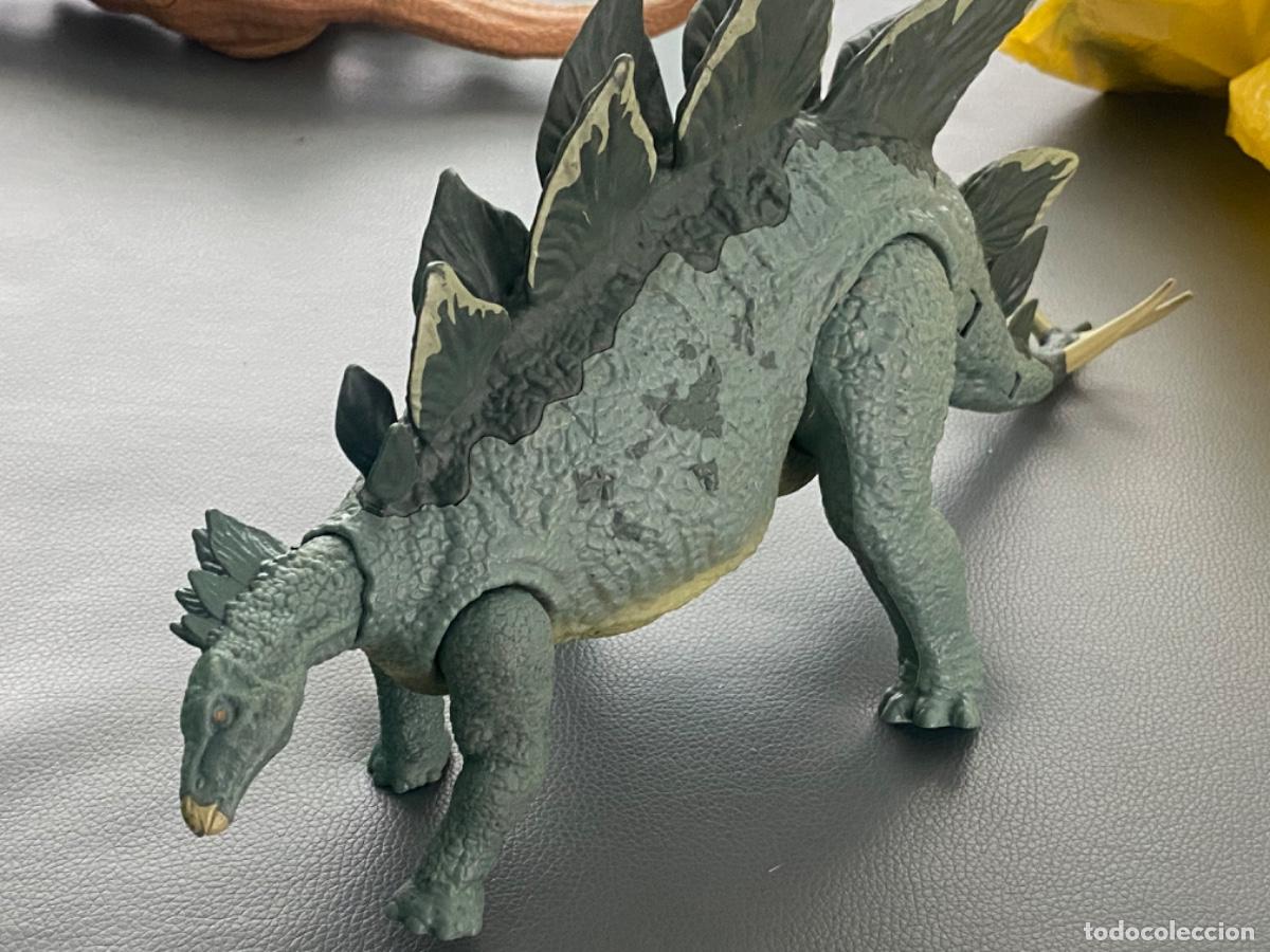 Figuras de acci&oacute;n: FIGURA DINOSAURIO JURASSIC WORLD ESTEGOSAURIO