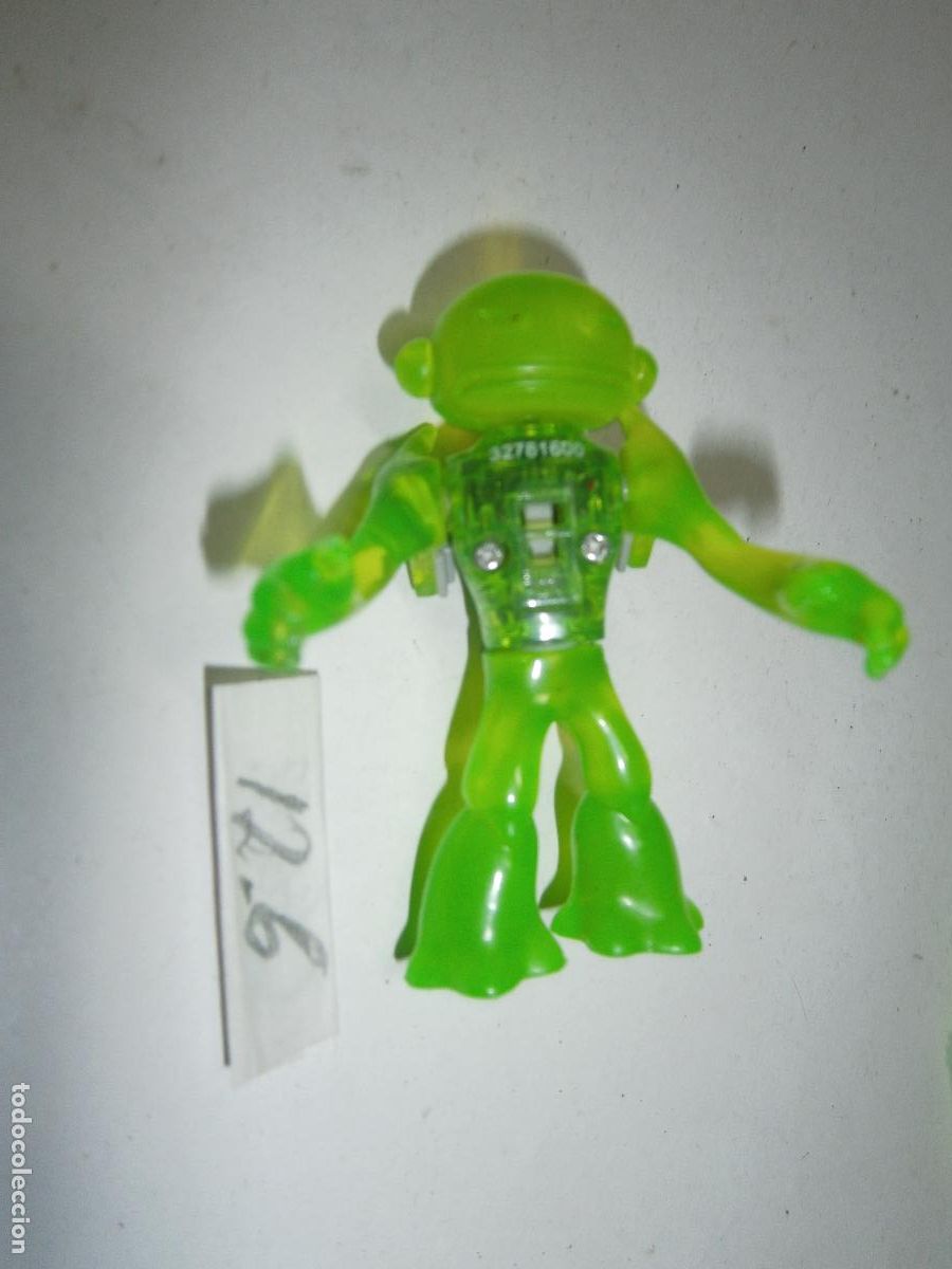 Figuras de acci&oacute;n: FIGURA DE ACCION - BEN 10 ALIEN