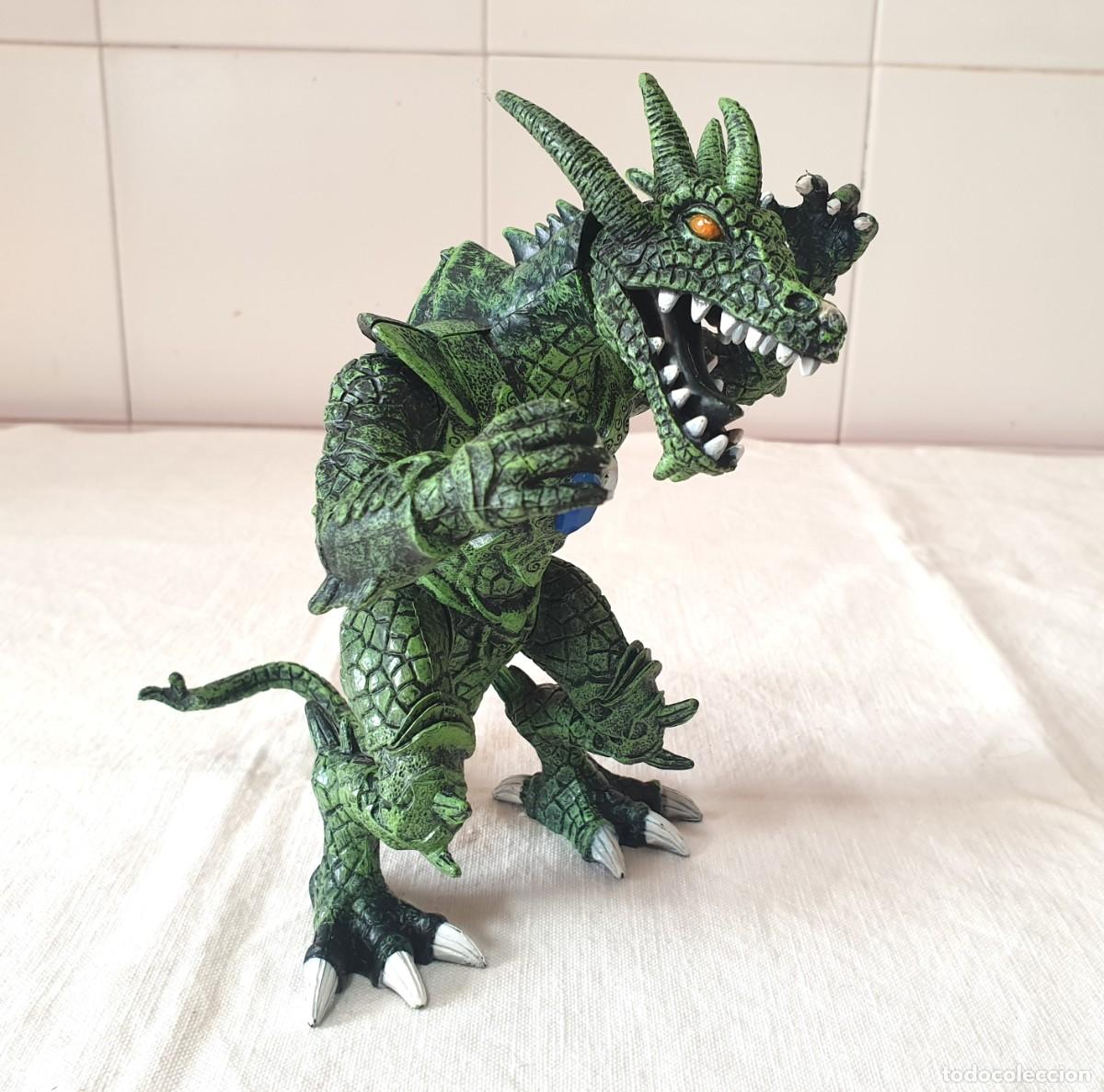 Figuras de acci&oacute;n: Figura de acci&oacute;n coleccionable del Drag&oacute;n Verde de Mega Bloks