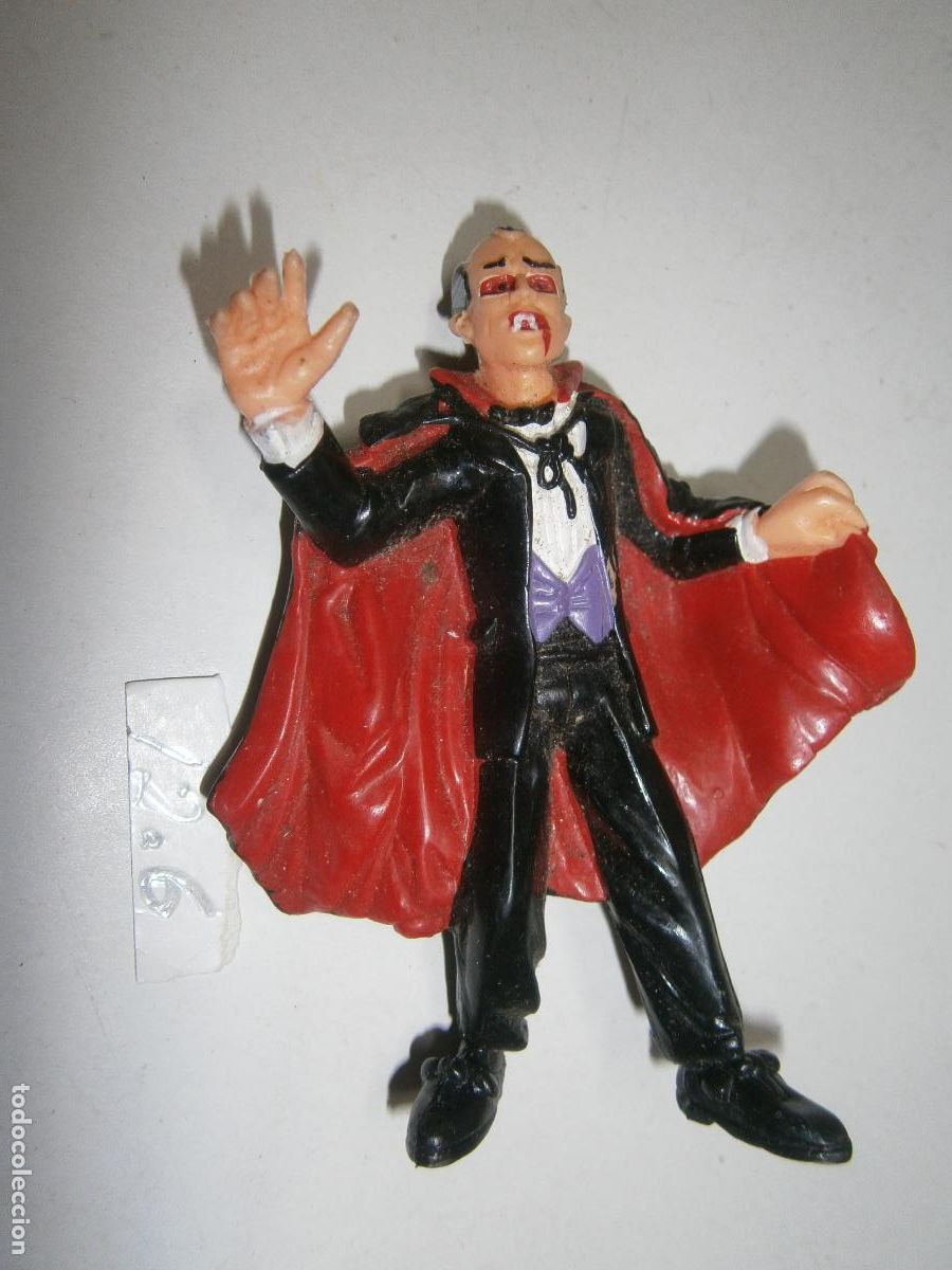 Figuras de acci&oacute;n: FIGURA DE ACCION - DRACULA