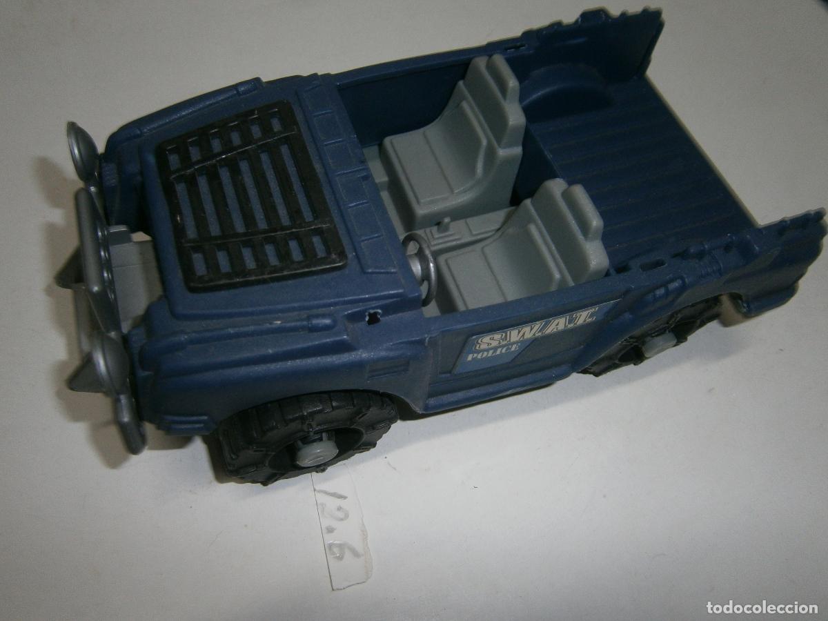 Figuras de acci&oacute;n: VEHICULO TODOTERRENO JEEP MILITAR