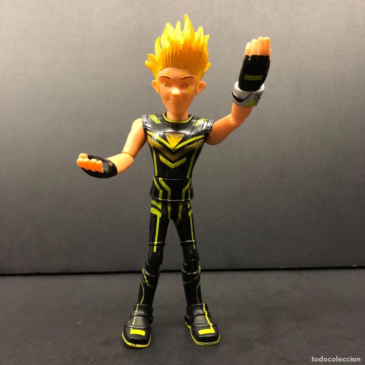 Figuras de acci&oacute;n: FIGURA DE ACCION - ZAK - DESAFIO CHAMPIONS SENDOKAI - SIMBA TOYS - 15 X 4,5 CM / 540