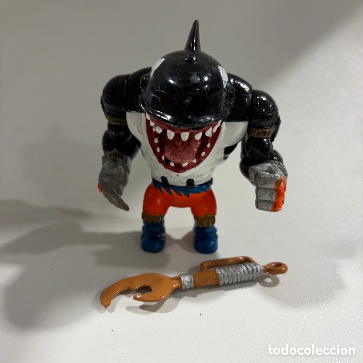 Figuras de acci&oacute;n: Figura mu&ntilde;eco Ocean Warriors Orca Moby Lick con arma Street Sharks Bootleg Knock Off 10 cm aprox