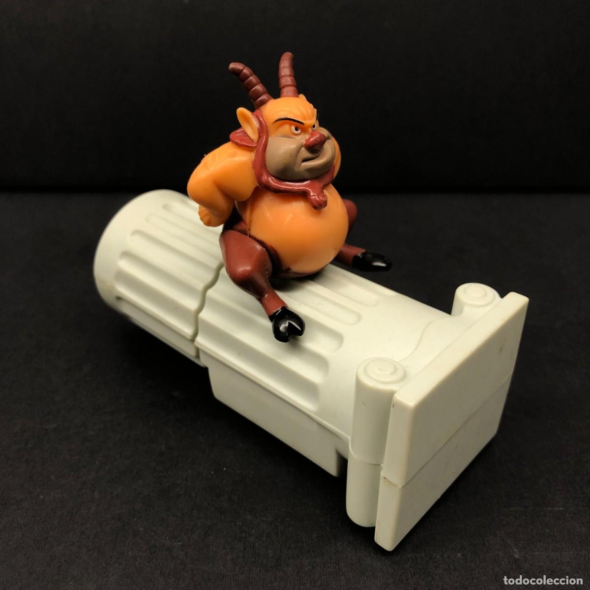 Figuras de acci&oacute;n: FIGURA DE ACCI&Oacute;N - FILOCTETES EN LA COLUMNA - HERCULES - DISNEY - MC DONALD'S - 9 X 11 CM / 75