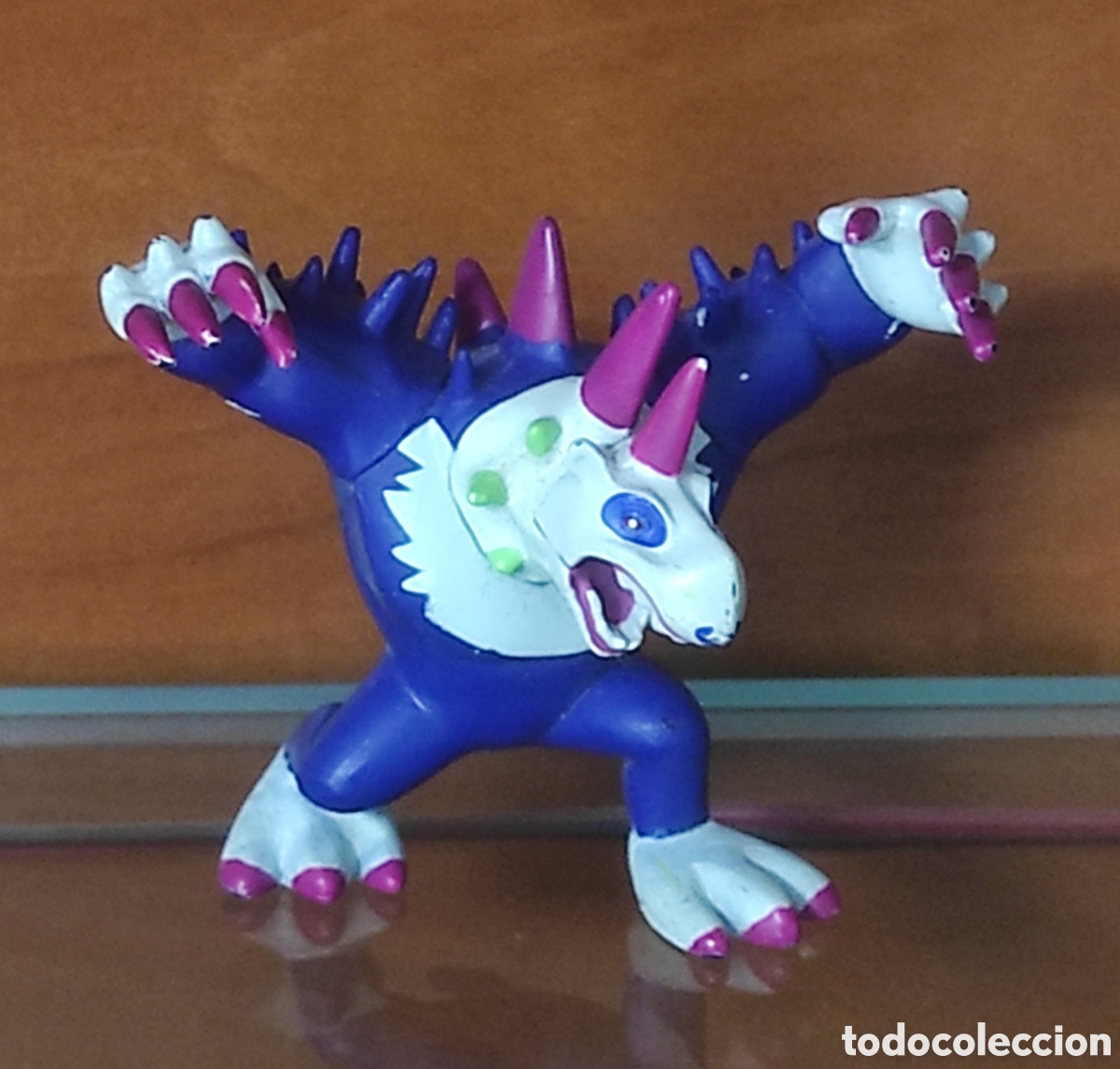 Figuras de acci&oacute;n: INVIZIMALS - FIGURA DE METALMUTT - IMC TOYS