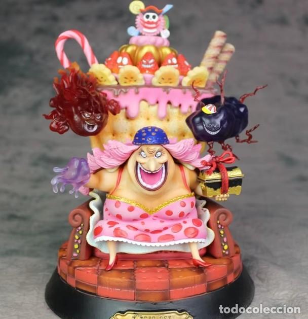 Figuras de acci&oacute;n: Charlotte Linlin, &ldquo;Big Mom&rdquo; - One Piece - 23 cm