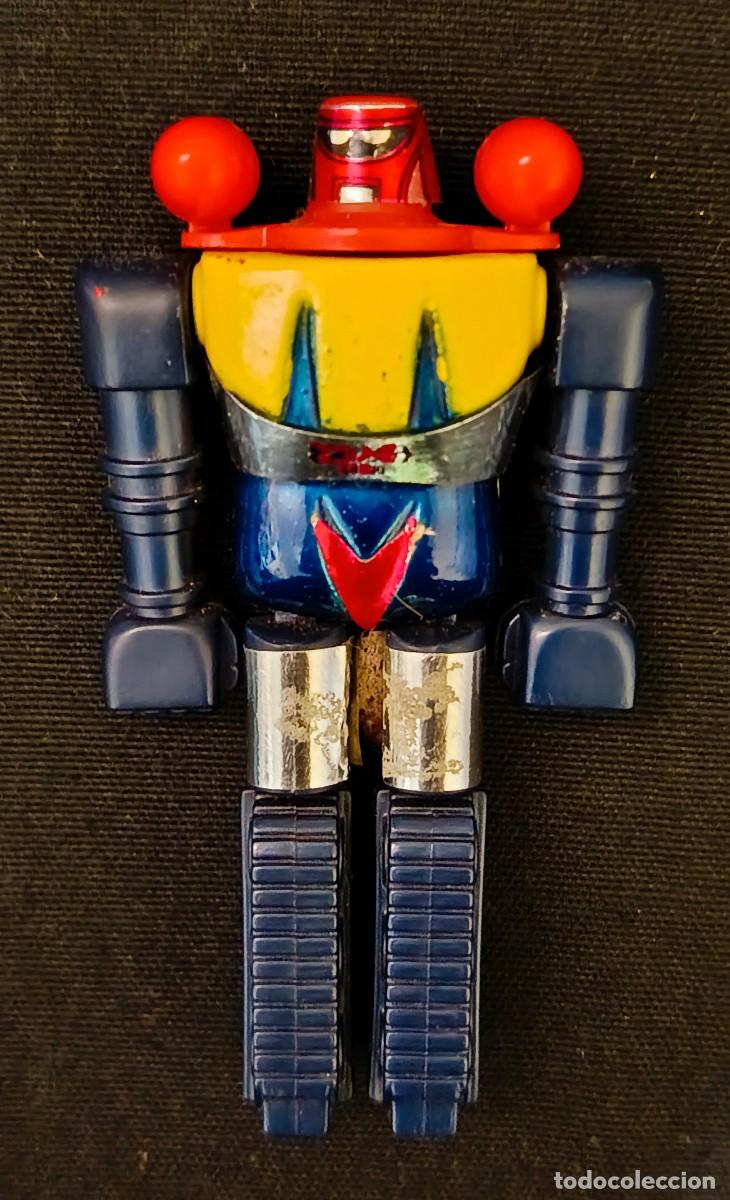 Figuras de acci&oacute;n: ROBOT DR. INFIERNO, SHOGUN WARRIORS, FABRICACION ESPA&Ntilde;OLA, NACORAL, A&Ntilde;OS 80.