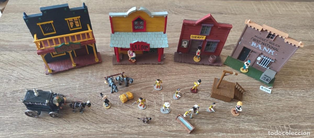 Figuras de acci&oacute;n: PUEBLO LUCKY LUKE PLASTOY FIGURAS METAL Y EDIFICIOS RESINA