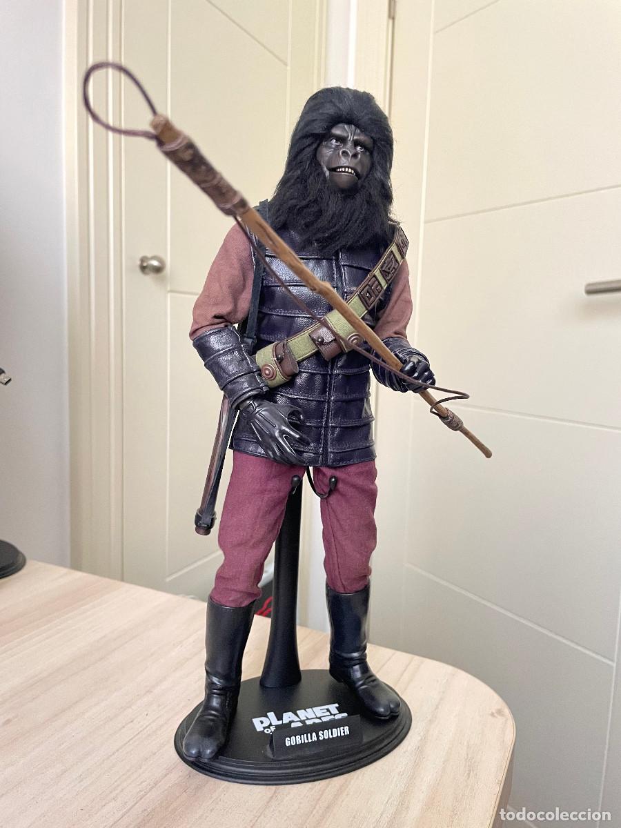 Figuras de acci&oacute;n: Hot Toys. GORILLA SOLDIER. Planet of the Apes. En caja y completo.