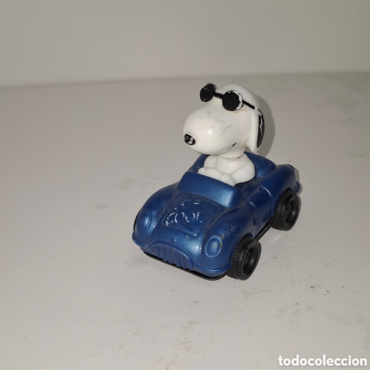 Figuras de acci&oacute;n: SNOOPY MONTADO EN SU COCHE A&Ntilde;OS 80