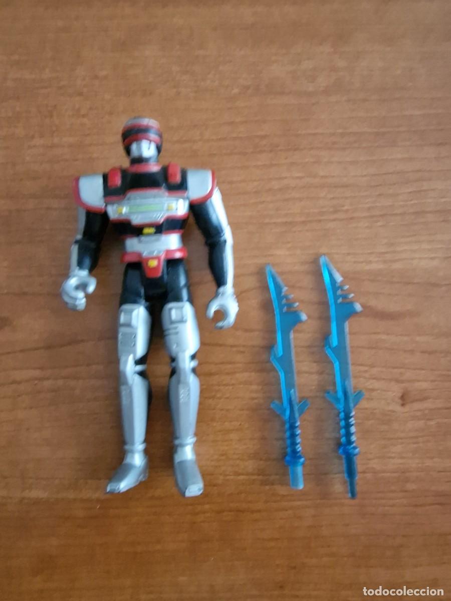 Figuras de acci&oacute;n: Lote 2815. Figura de los VR Trooper, J.B.Reese, de la marca Saban&acute;s, con sus accesorios
