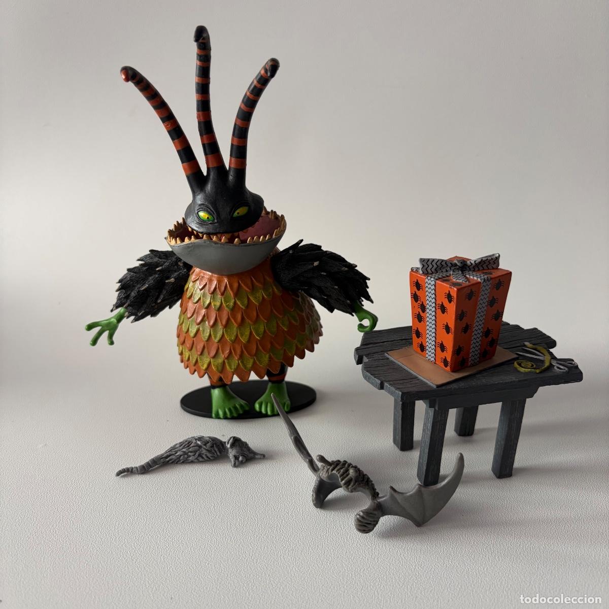 Figuras de acci&oacute;n: figura mu&ntilde;eco harlequin demon pesadilla antes de navidad neca 2005