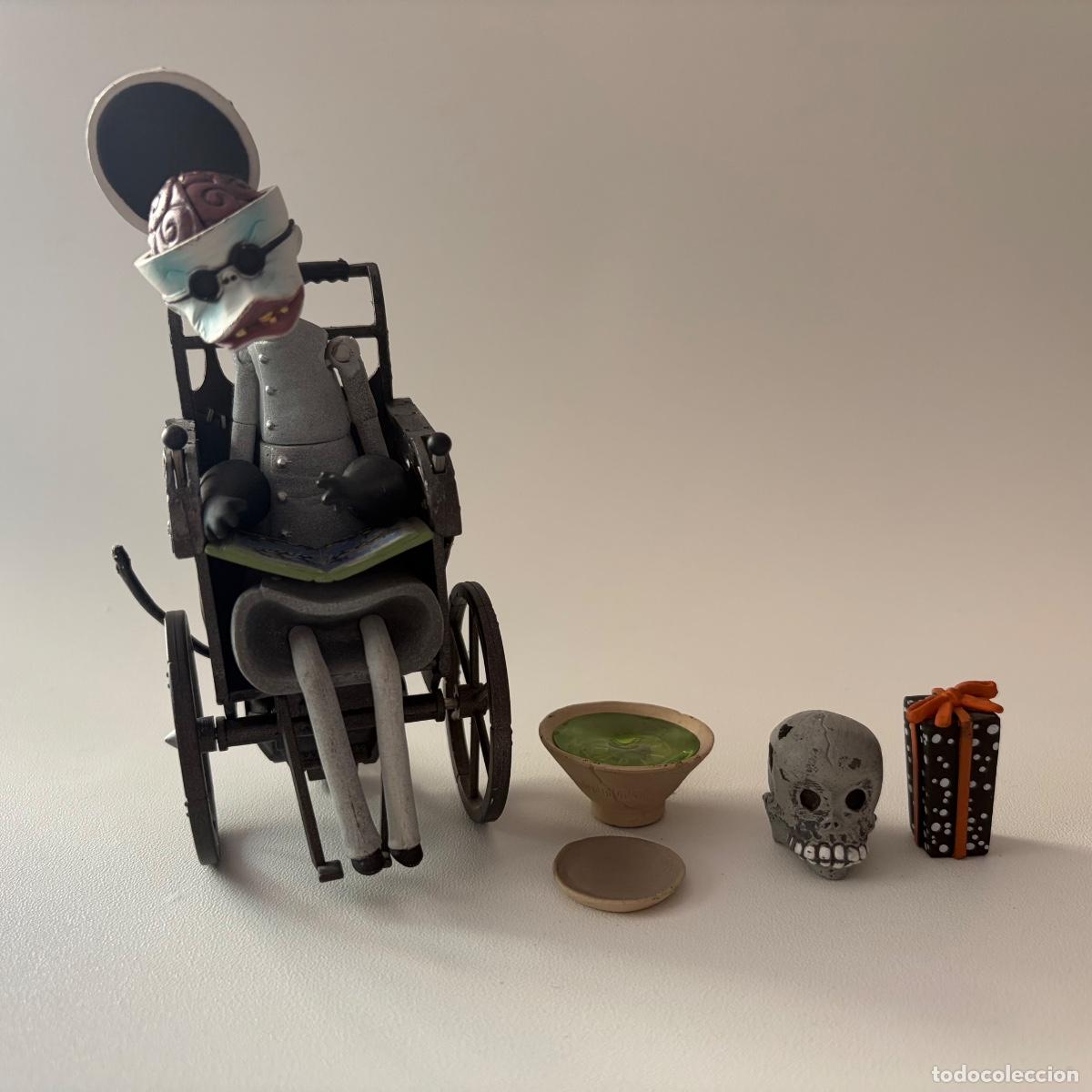 Figuras de acci&oacute;n: figura mu&ntilde;eco dr finkelstein pesadilla antes de navidad neca 2005