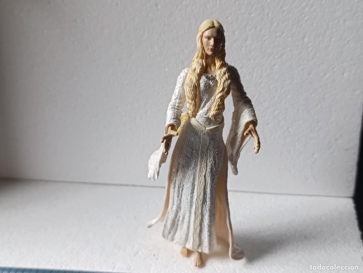 Figuras de acci&oacute;n: FIGURA DE PVC - GALADRIEL - EL SE&Ntilde;OR DE LOS ANILLOS - NPL 2003 - TOY BIZ - ( )