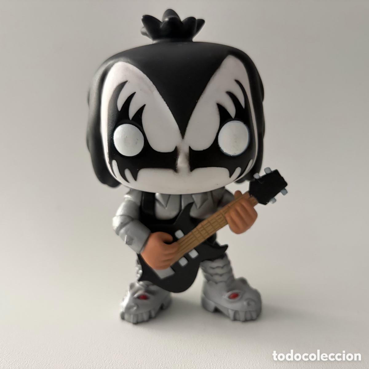 Figuras de acci&oacute;n: figura mu&ntilde;eco the demon gene simmons kiss funko pop rocks 04 vaulted