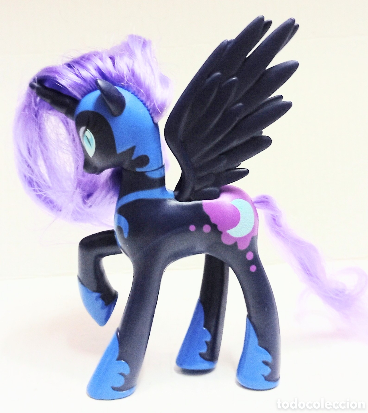 Figuras de acci&oacute;n: MY LITTLE PONY NIGHTMARE MOON - HASBRO 2011 - Foto 2