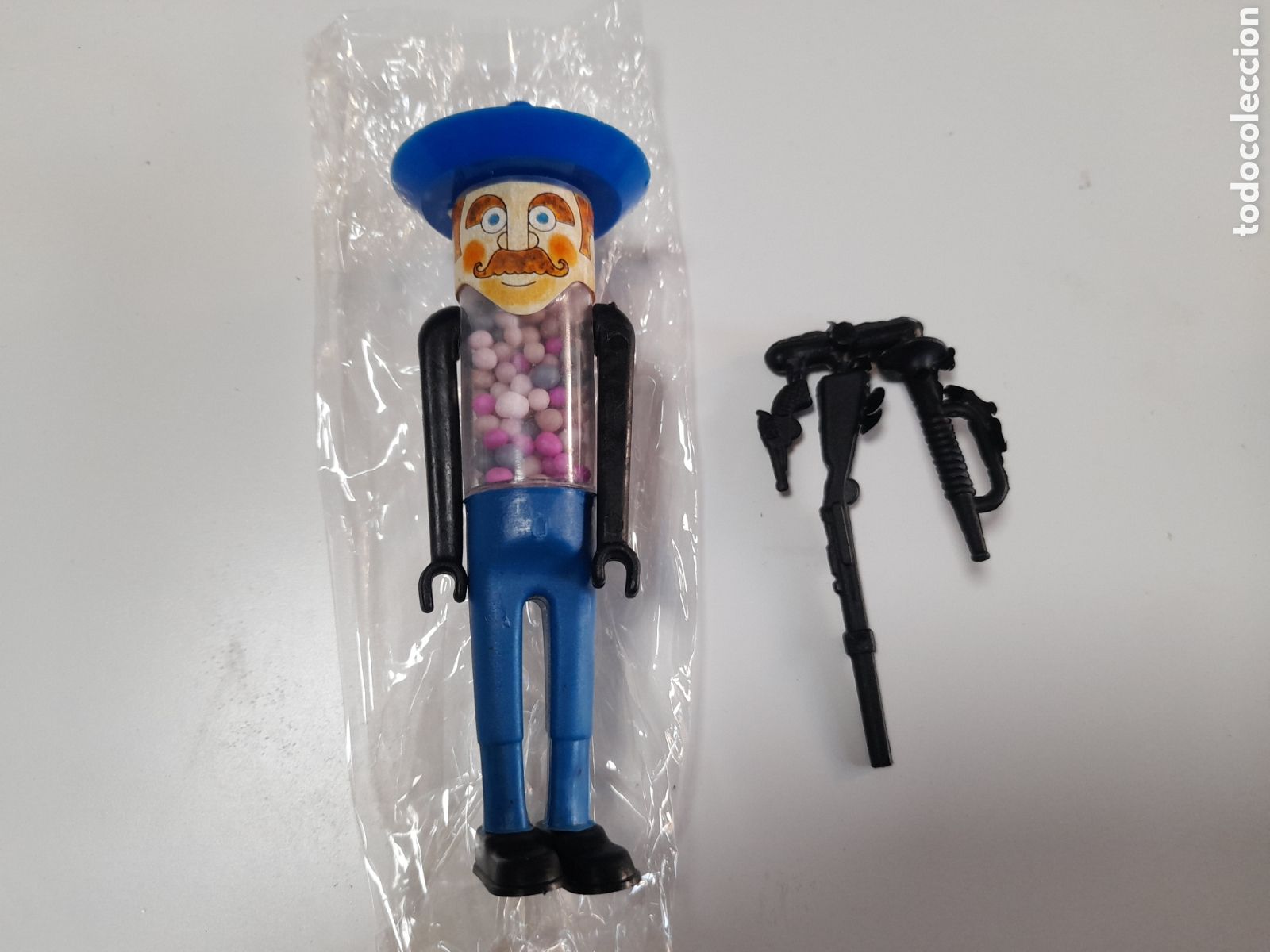 Figuras de acci&oacute;n: LOS CHICOS DUNKIN. SIN USAR. CON ACCESORIOS. TRANSPARENTE. RAROS Y DIFICILES
