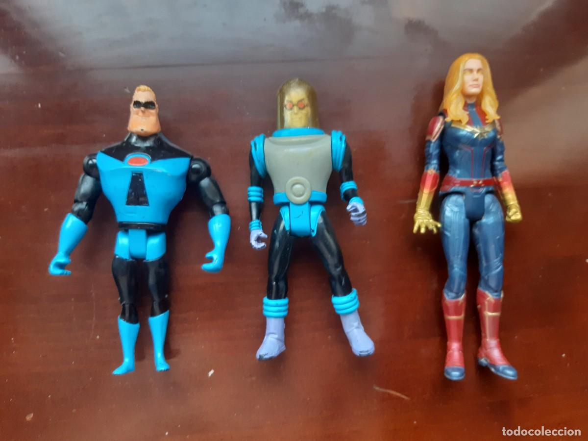 Actionfiguren: Tres figuras de acci&oacute;n. Capitana Marvel Mr Freeze y Mr Increible
