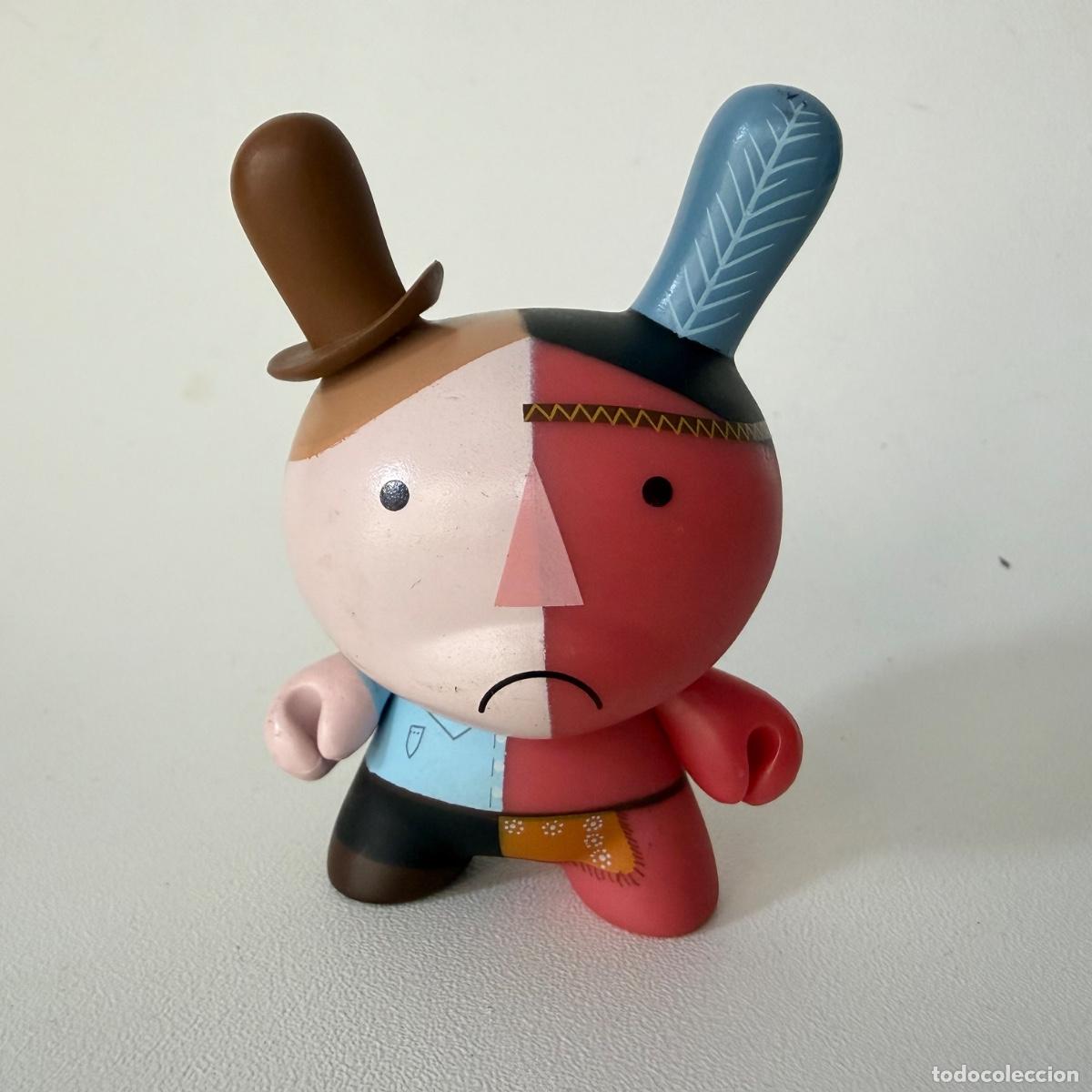 Figuras de acci&oacute;n: figura mu&ntilde;eco Kidrobot Dunny Conjoined Enemies Michelle Valigura 2010