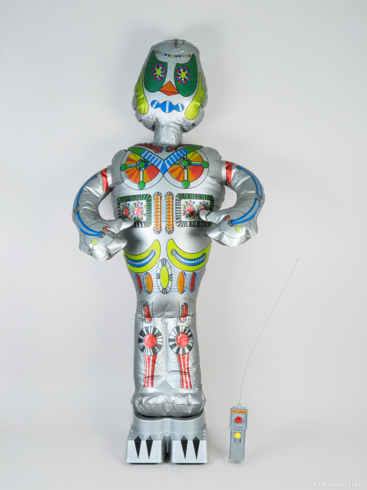 Figuras de acci&oacute;n: Robot Starman 80 hinchable control remoto nuevo con caja 1978