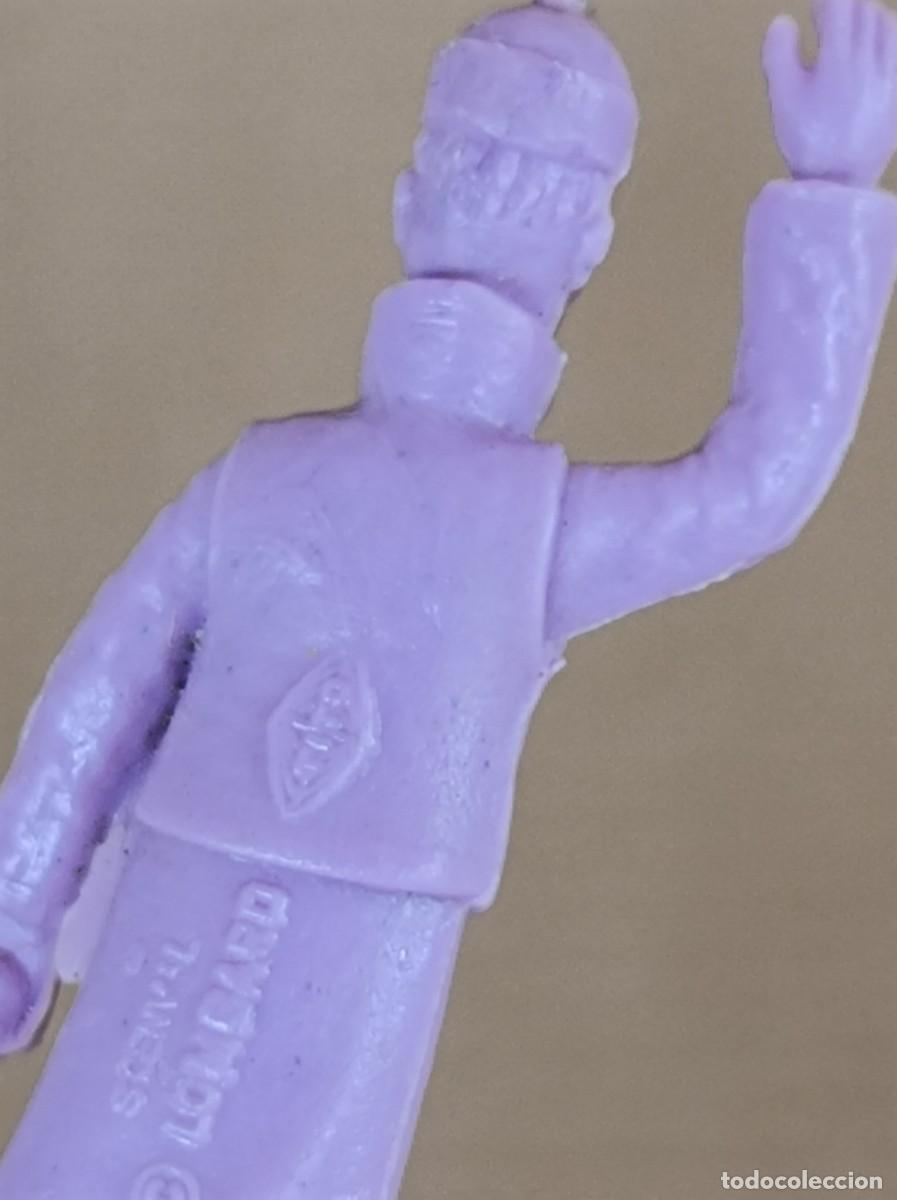 Figuras de acci&oacute;n: FIGURA TIPO DUNKIN SERIE TINTIN - Foto 4