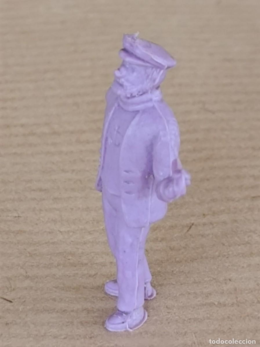 Figuras de acci&oacute;n: FIGURA TIPO DUNKIN SERIE TINTIN - Foto 2